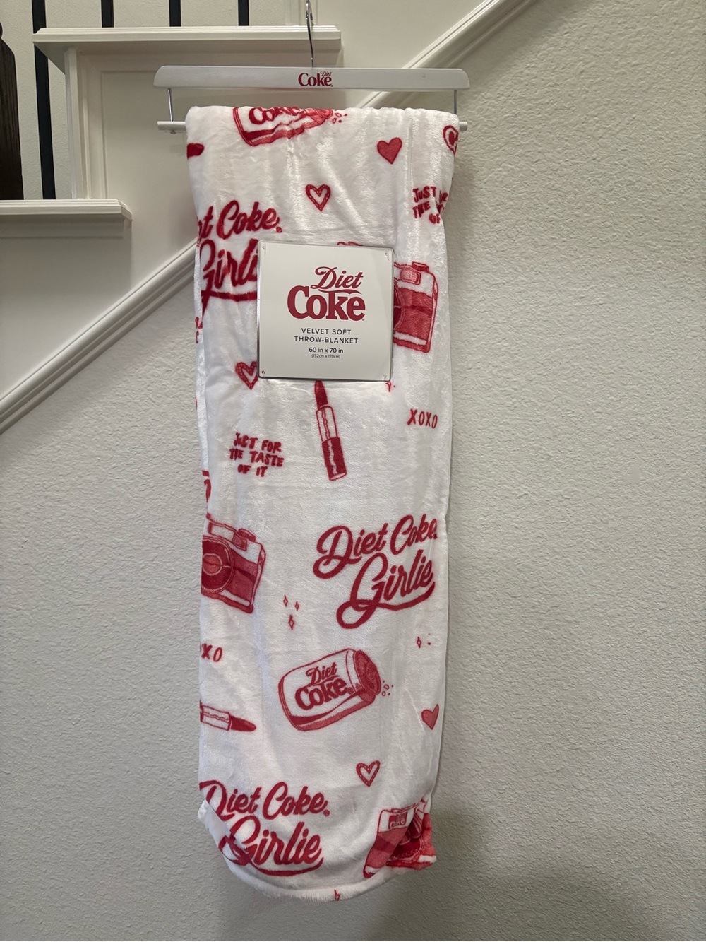 NWT Diet Coke Girlie Plush Blanket